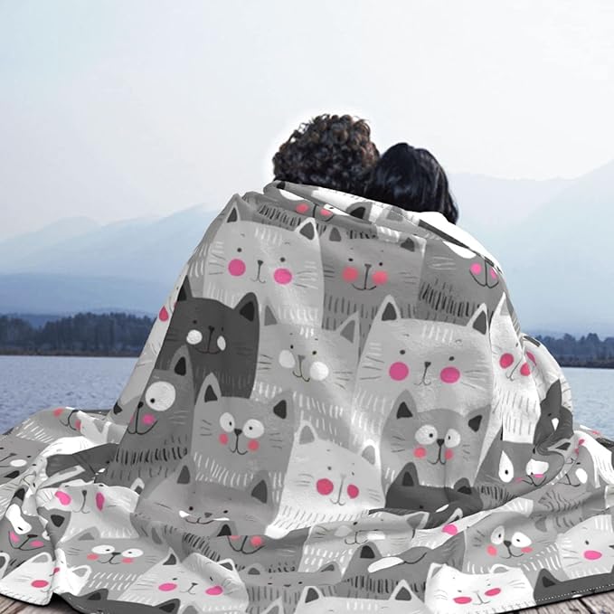 Cute Cat Throw Blankets Lightweight Plush Fuzzy Cozy Soft Bedding, Fleece Throw Blankets All Season for Sofa Couch Bed 50x60 inches