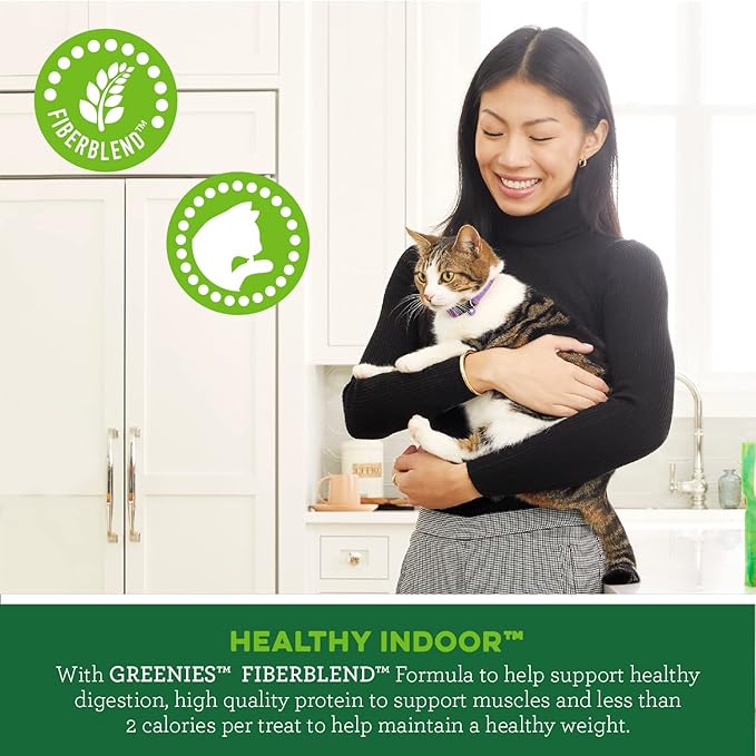 Greenies Feline Smartbites Healthy Indoor Natural Treats for Cats, Tuna Flavor, 4.6 oz. Pouch (Pack of 2)