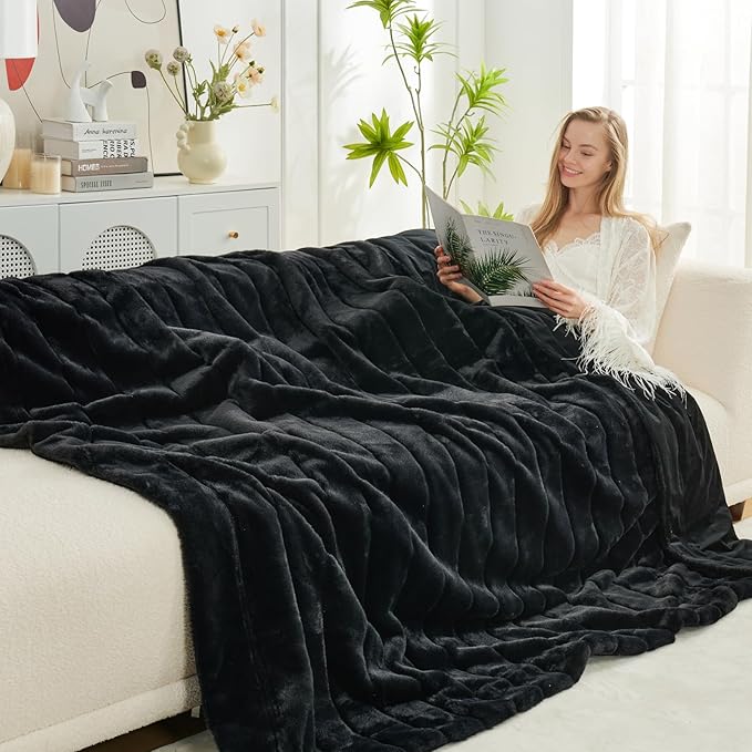 Cozy Bliss Faux Fur Throw Blanket for Couch, Cozy Warm Plush Striped Blanket for Sofa Bedroom Living Room, 60 * 80 Inches Black