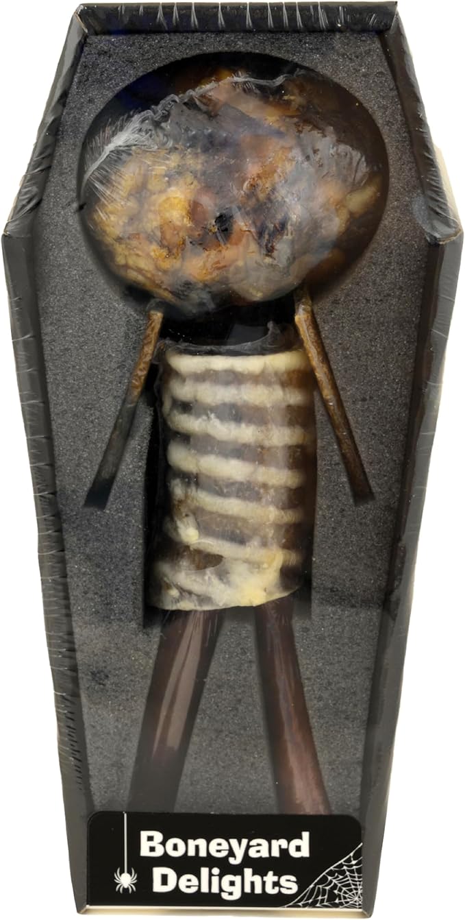 RIP Variety Coffin Box containing 1 Knee Cap, 1 Small Beef Tube, 2 pcs Chicken Blend Links, 2 pcs Chicken Blend Jerky (4.2oz/119.07g)
