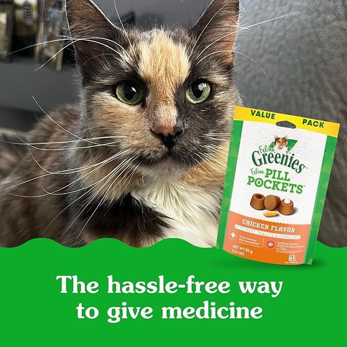 Greenies Feline Pill Pockets for Cats Natural Soft Cat Treats, Chicken Flavor, 1.6 oz. Pouch (45 Treats)
