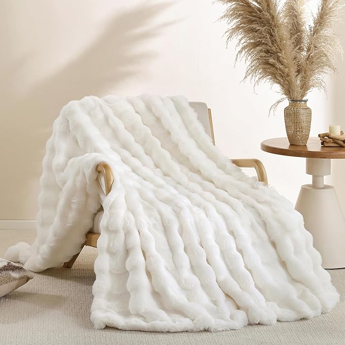 Smoofy Faux Fur Throw Blanket for Couch – Cream White Fluffy Cozy Rabbit Fleece, Plush Soft Bubble Blanket for Sofa & Bed, for Mom, Warm Fuzzy Home Room Decor Throw 60" x 80"