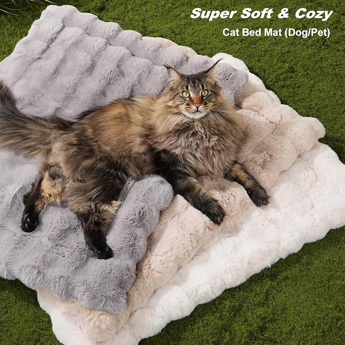 Cat Bed Plush Puppy Pad Mat with Non-Slip Bottom Faux Fur Kitten Beds for Carriers/Floor Dog Friendly 23 x 15 Inch Medium Green