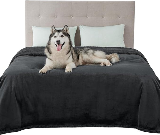 Bedsure Waterproof Blanket for Bed - Sherpa Fleece Waterproof Dog Blankets for Large Dogs, Pet Blankets for Bed/Couch/Dog Crate, Soft Plush Reversible Furniture Protector, King, 108"x86", Grey Black