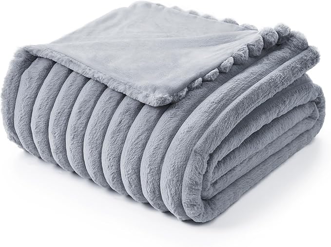 Amélie Home Faux Fur Throw Blanket for Couch, Cozy Fuzzy Fluffy Fur Luxurious Soft Striped Plush Gift Blankets for Family Sofa Chair, 60"x80", Light Grey