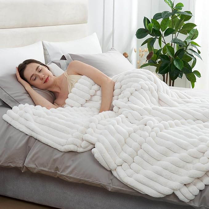 Amélie Home Faux Fur Throw Blanket for Couch, Cozy Fuzzy Fluffy Fur Luxurious Soft Striped Plush Gift Blankets for Family Sofa Chair, 60"x80", Ivory