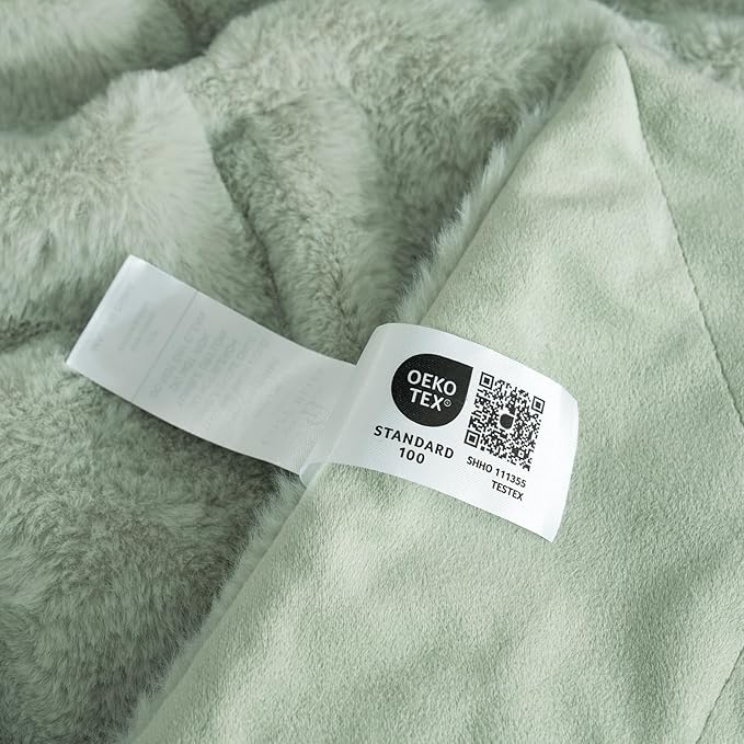 Cozy Bliss Faux Fur Throw Blanket for Couch, Cozy Soft Plush Thick Winter Blanket for Sofa Bedroom Living Room, 50 * 60 Inches Green