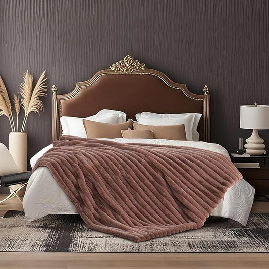 Amélie Home Faux Fur Throw Blanket for Couch, Ultra Cozy Fuzzy Fluffy Fur Luxurious Soft Striped Plush Gift Blankets for Family Sofa Chair Bedroom, 60"x80", Cationic Fox Brown