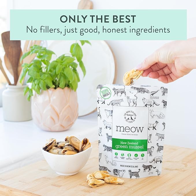 The New Zealand Natural Pet Food Co Meow Freeze Dried Cat Treats - New Zealand Green Mussel, High Protein, Healthy Cat Snacks and Toppers, All Natural for All Life Stages, 1.76 oz