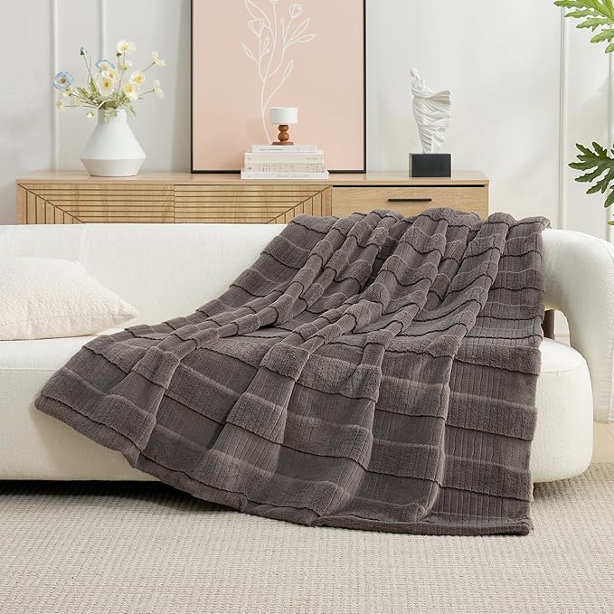 Amélie Home Luxury Striped Faux Fur Throw Blanket for Bed Queen Size, Soft Cozy Fuzzy Fluffy Plush Gift Blankets for Women, 88"x90", Charcoal Gray