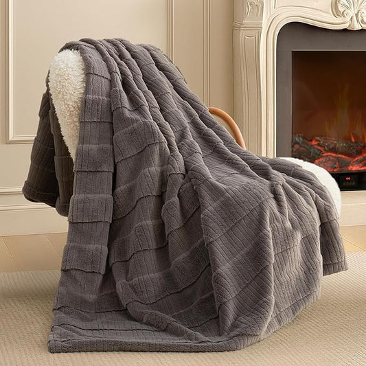 Amélie Home Luxury Striped Faux Fur Throw Blanket for Couch, Soft Cozy Fuzzy Fluffy Soft Plush Blankets Sofa Chair Gift Blankets for Women, 60"x80", Charcoal Gray