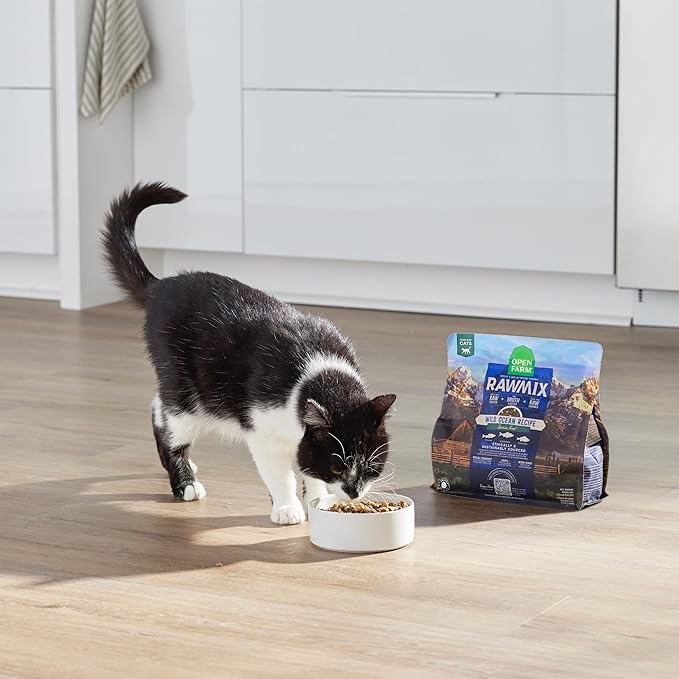 Open Farm, RawMix Dry Cat Food, Protein-Packed Kibble Coated in Bone Broth with Freeze Dried Raw Chunks, for Indoor & Outdoor Cats, Chicken & Turkey Grain-Free Recipe, 2.25lb Bag