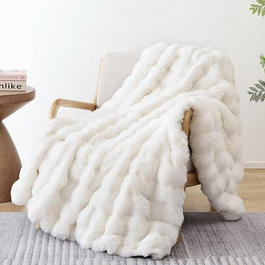 Smoofy Faux Fur Throw Blanket for Couch – Cream White Fluffy Cozy Rabbit Fleece, Plush Soft Bubble Blanket for Sofa & Bed, for Mom, Warm Fuzzy Home Room Decor Throw 50" x 60"
