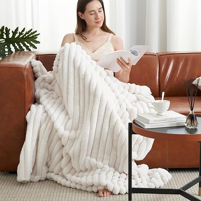 Amélie Home Faux Fur Throw Blanket for Couch, Cozy Fuzzy Fluffy Fur Luxurious Soft Striped Plush Gift Blankets for Family Sofa Chair Bedroom, 55"x70", Ivory