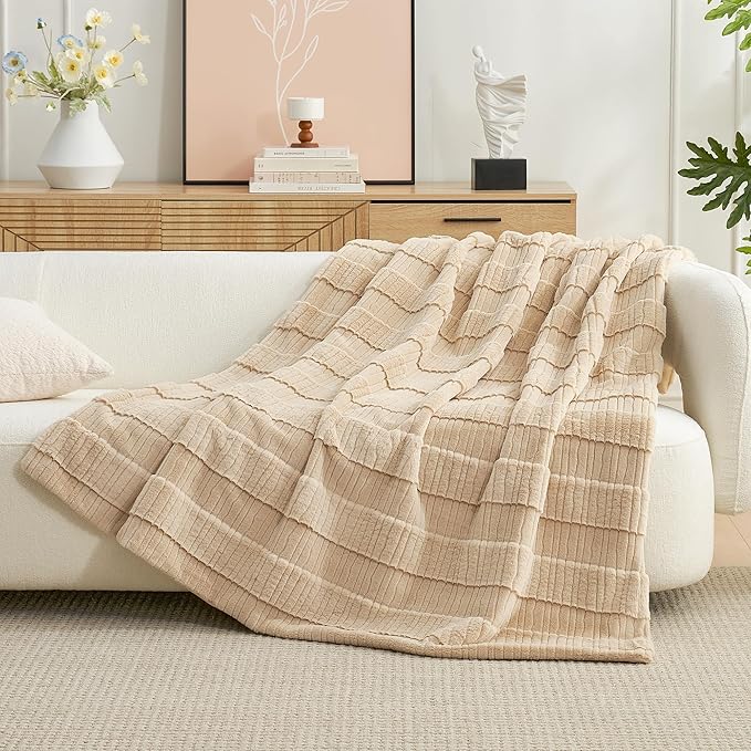 Amélie Home Luxury Striped Faux Fur Throw Blanket for Couch, Soft Cozy Fuzzy Fluffy Soft Plush Blankets Sofa Chair Gift Blankets for Women, 55"x70", Beige