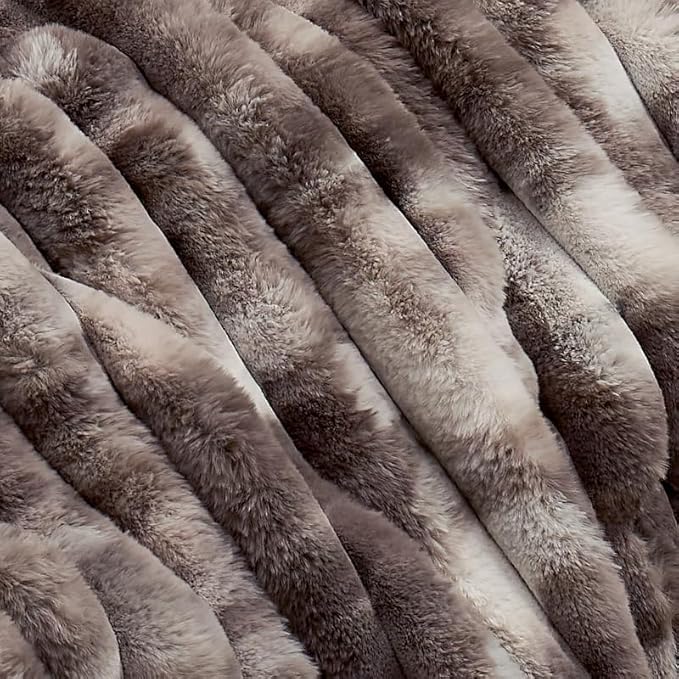 Cozy Bliss Faux Fur Throw Blanket for Couch, Cozy Warm Plush Striped Blanket for Sofa Bedroom Living Room, 50 * 60 Inches Tie-dye Grey