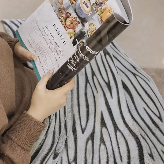 FY FIBER HOUSE Flannel Fleece Throw Blanket, Lightweight Cozy Plush Microfiber Bedspreads for Adults,90 by 90-Inch,Black Zebra