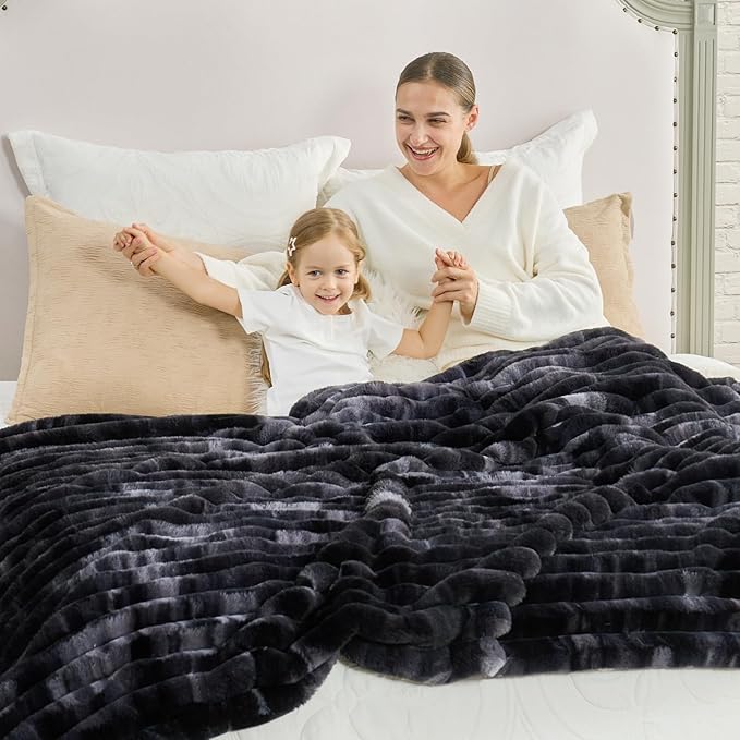 Cozy Bliss Faux Fur Throw Blanket for Couch, Cozy Warm Plush Striped Blanket for Sofa Bedroom Living Room, 60 * 80 Inches Tie-dye Black