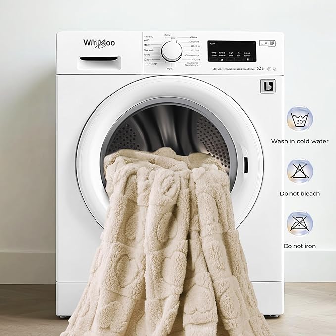 Luciphia Small Dog Blanket Washable Pet Bed Cover Soft Fluffy Puppy Blanket with Premium Fleece 300GSM Cozy Calming Cat Blankets for Indoor Cats Beige 41x31 inch