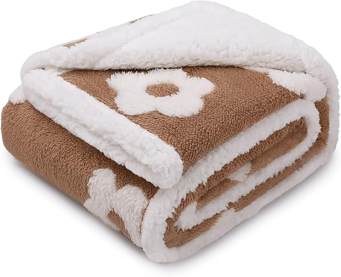 Luciphia Waterproof Pet Blanket for Medium Large Dogs Fluffy Thick Fleece Washable Warm Sherpa Calming Flower Print for Cats Puppy (Khaki,67x57 inches)