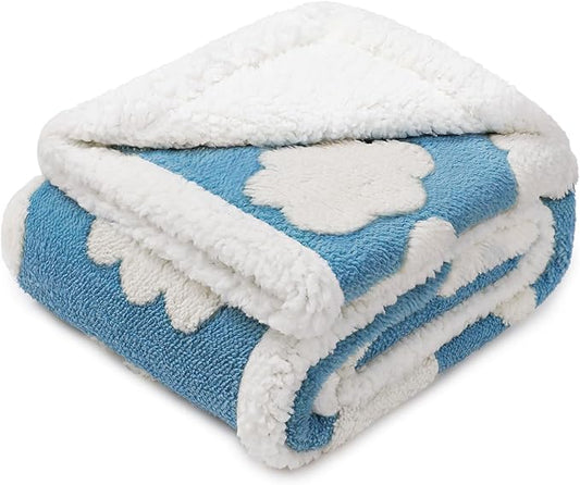 Luciphia Waterproof Pet Blanket for Medium Large Dogs Washable Fluffy Thick Jacquard Shag Fleece Warm Sherpa 3D Textured Flower Print for Cats Puppy Couch Protection (Blue Cloud,40x28 inches)