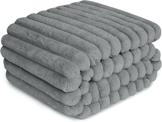 Waterproof Dog Blanket for Bed, Luxury Plush Washable Large Dogs Blankets for Furniture Protection, Super Soft Calming Pet Blanket for Indoors (Grey, 60"x80")