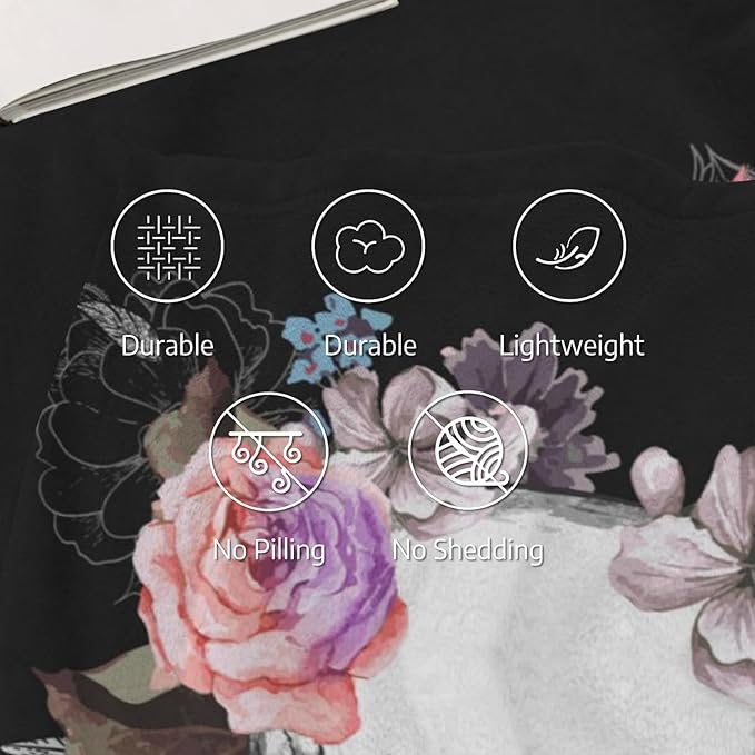 Halloween Skull Throw Blanket for Women, Gothic Rose Skull Theme Blankets, Lightweight Warm Queen Size Flannel Blanket, Cozy All Seasons Fleece Blanket for Home Bed Couch 60 X80 Inch