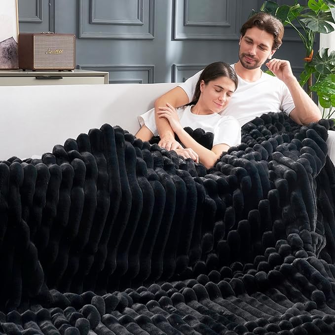 Cozy Bliss Faux Fur Throw Blanket for Couch, Cozy Warm Plush Striped Blanket for Sofa Bedroom Living Room, 108 * 90 Inches Black
