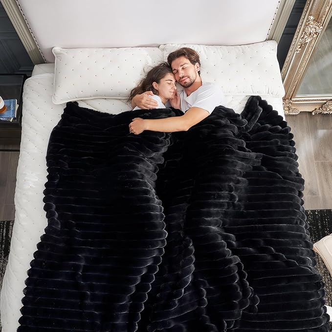 Cozy Bliss Faux Fur Throw Blanket for Couch, Cozy Warm Plush Striped Blanket for Sofa Bedroom Living Room, 108 * 90 Inches Black