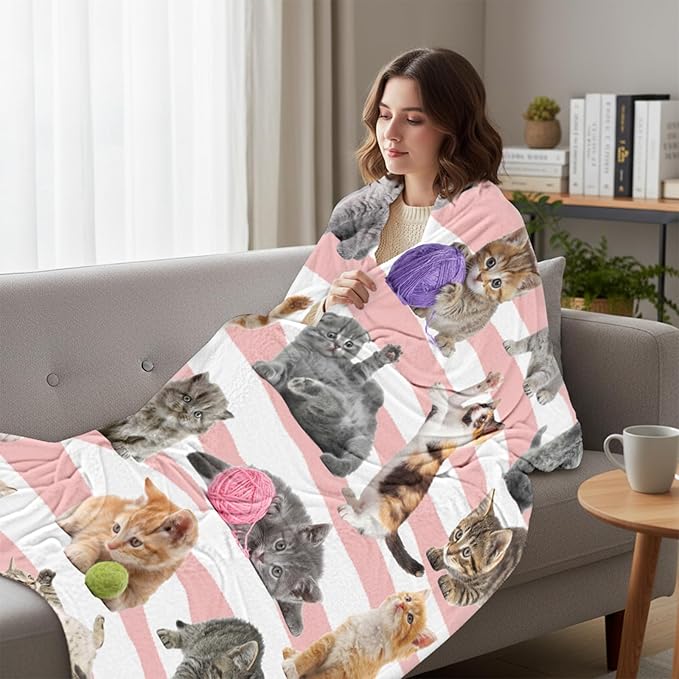 Cat Blanket for Girls Boys, Soft Flannel Fleece Throw Gifts, Lightweight Cozy Cute Cats Decor Blanket 40"x50"