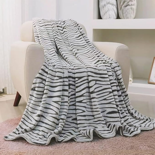 FY FIBER HOUSE Flannel Fleece Throw Blanket, Lightweight Cozy Plush Microfiber Bedspreads for Adults,90 by 108-Inch,Black Zebra