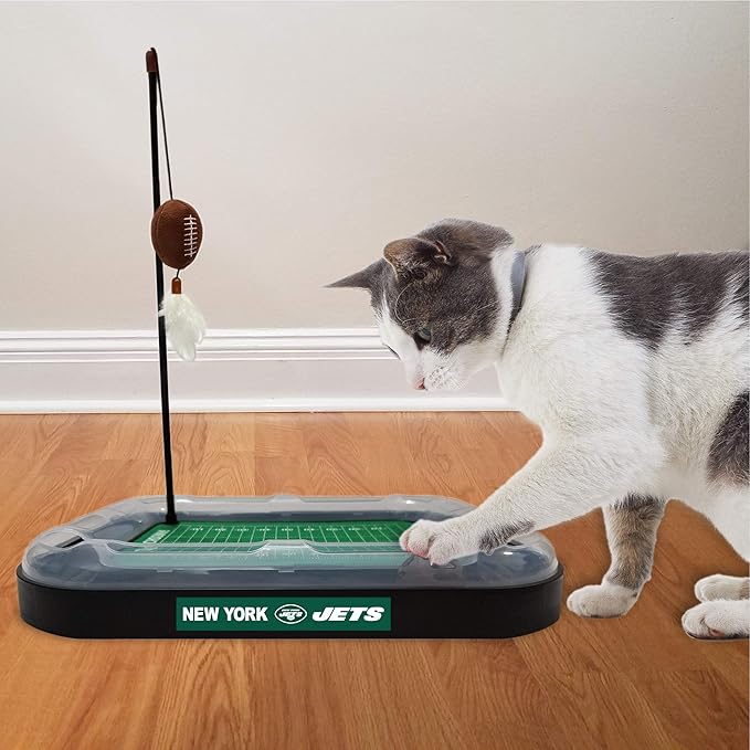 Pets First Cat Scratching Pets First New York Jets Football Field CAT Scratcher Toy with Catnip, Cat Chasing 5-in-1 Kitty Toy, multicolor