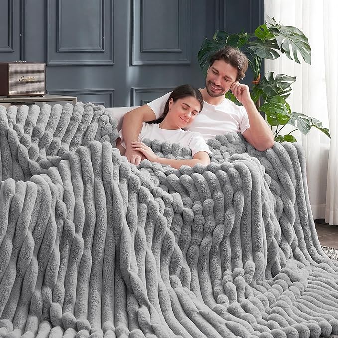 Cozy Bliss Faux Fur Throw Blanket for Couch, Cozy Warm Plush Striped Blanket for Sofa Bedroom Living Room, 90 * 90 Inches Gray