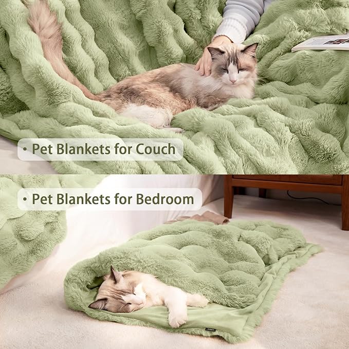 Dog Blanket Ultra Soft Fuzzy Faux Fur Cat Blankets for Indoor Cats Ultra Soft Plush Faux Fur Machine Washable Reversible Pet Throw Protector for Couch Furniture 39"X 30" Green