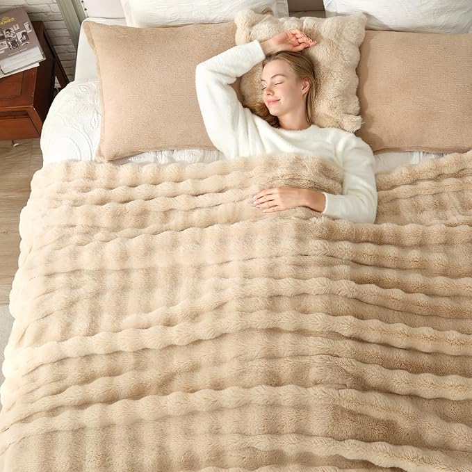 Cozy Bliss Faux Fur Throw Blanket for Couch, Bubble Plush Blanket King Size, Fuzzy Soft & Thick Blanket for Bed Sofa Living Room, 108x90 Inches Beige