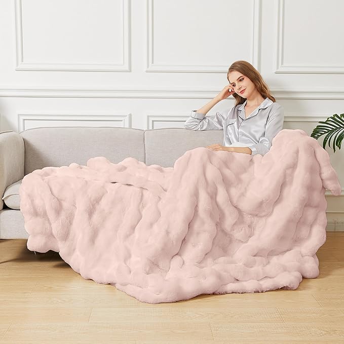 Pink Fluffy Blanket Queen Size 90x90 Faux Fur Soft Furry Blanket for Bed Couch Cozy Fuzzy Throw Queen Blankets for Bedroom Home Decor 1000 GSM