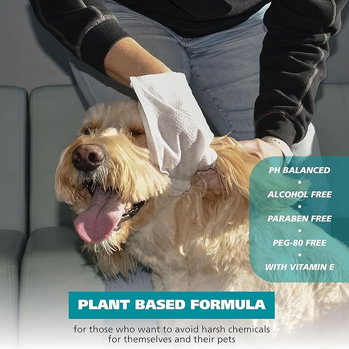 Wahl Refresh Cleaning Mitt Dog Wipes for Ick-Free Cleaning of Dog Paws, Face, Ears and Butt - Coconut Lime Verbena Scent – 24 ct - Model 3027121
