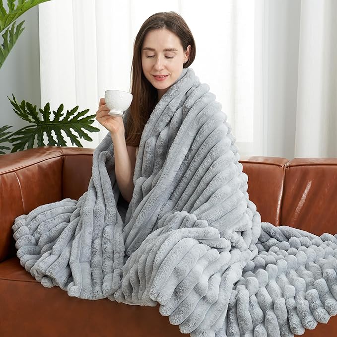 Amélie Home Faux Fur Throw Blanket for Couch, Cozy Fuzzy Fluffy Fur Luxurious Soft Striped Plush Gift Blankets for Family Sofa Chair, 60"x80", Light Grey