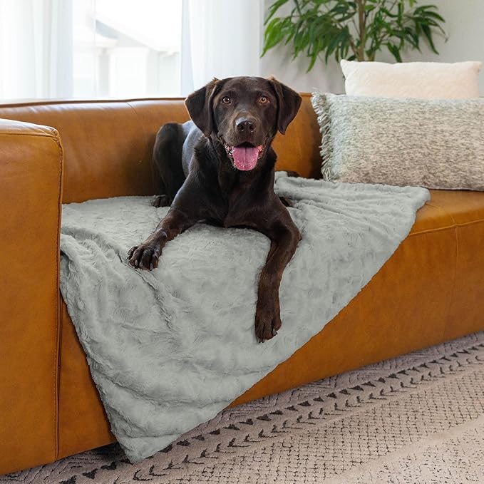Best Friends by Sheri Calming Lux Dog Blanket – Ultra Soft Faux Fur Pet Throw, Anxiety-Relief, Lightweight Warm Bed Cover for Dogs and Cats, Machine Washable, Gray, 40" x 50"