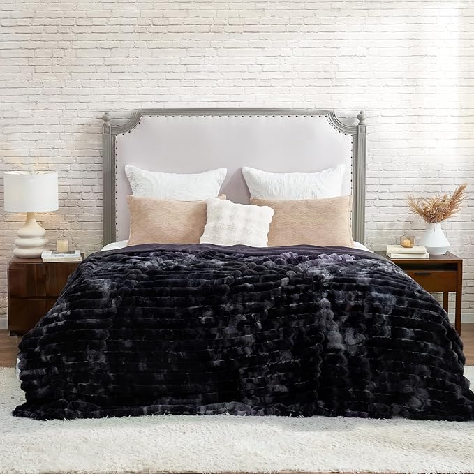 Cozy Bliss Faux Fur Throw Blanket for Couch, Cozy Warm Plush Striped Blanket for Sofa Bedroom Living Room, 90 * 90 Inches Tie-dye Black