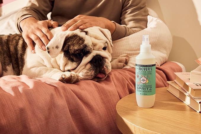 MRS. MEYER'S Clean Day Dog Deodorizing Spray, Sweet Chamomile Scent, 8oz (Pack of 3)