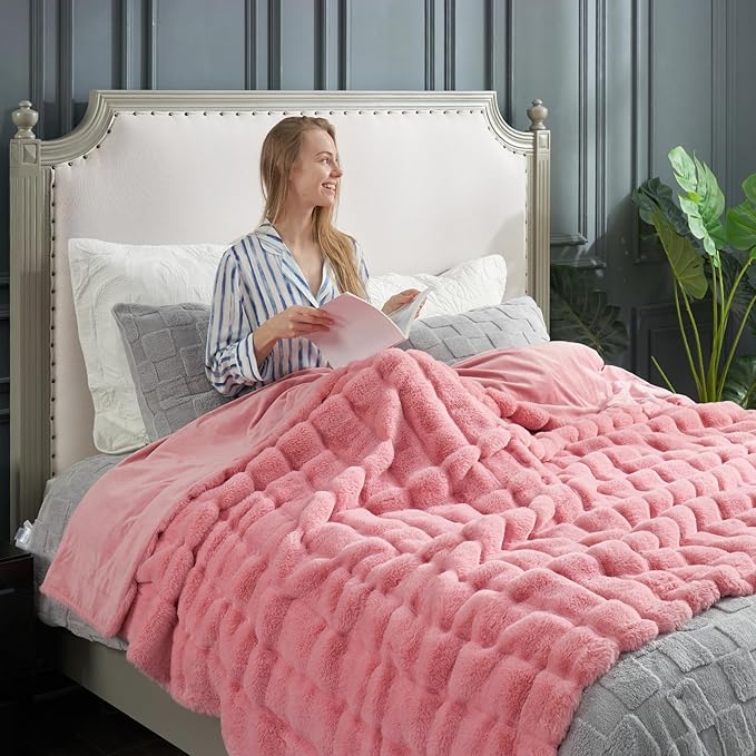 Cozy Bliss Faux Fur Throw Blanket for Couch, Cozy Warm Plush Striped Blanket for Sofa Bedroom Living Room, 90 * 90 Inches Pink