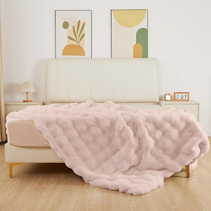 Pink Fluffy Blanket for Couch Living Room Faux Fur 50x60 Fuzzy Throw Blanket for Bed Soft Furry Bed Cozy Comforter Home Decor Gifts 860 GSM
