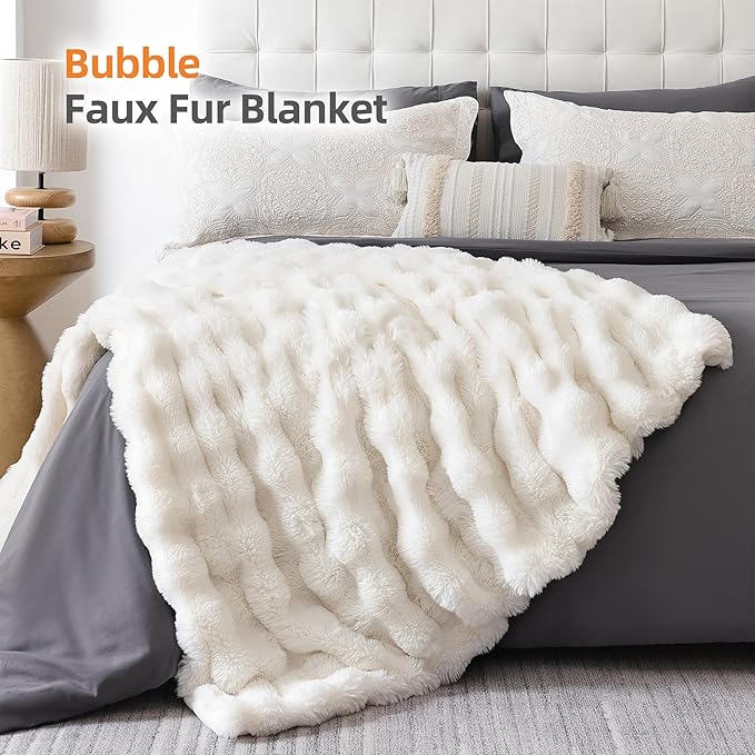 Smoofy Faux Fur Throw Blanket for Couch – Cream White Fluffy Cozy Rabbit Fleece, Plush Soft Bubble Blanket for Sofa & Bed, for Mom, Warm Fuzzy Home Room Decor Throw 50" x 60"