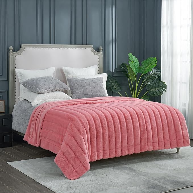 Cozy Bliss Faux Fur Throw Blanket for Couch, Cozy Warm Plush Striped Blanket for Sofa Bedroom Living Room, 90 * 90 Inches Pink