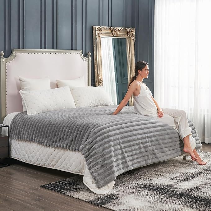 Cozy Bliss Faux Fur Throw Blanket for Couch, Cozy Warm Plush Striped Blanket for Sofa Bedroom Living Room, 108 * 90 Inches Gray