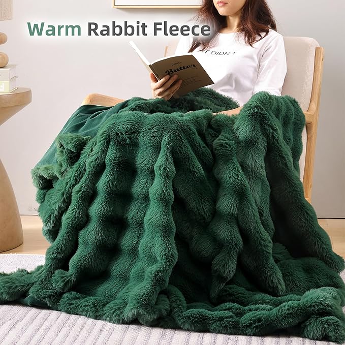 Smoofy Faux Fur Throw Blanket for Couch – Dark Green Fluffy Cozy Rabbit Fleece, Plush Soft Bubble Blanket for Sofa & Bed, for Mom, Warm Fuzzy Home Room Decor Throw 50" x 60"