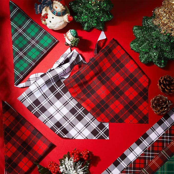 Preboun 200 Pcs Christmas Dog Bandanas Bulk Xmas Buffalo Plaid Bandanas for Dogs Triangle Kerchief Bibs Scarf Set for Pet Christmas Costume Photo Props Accessories Pet Shops, 25 Styles