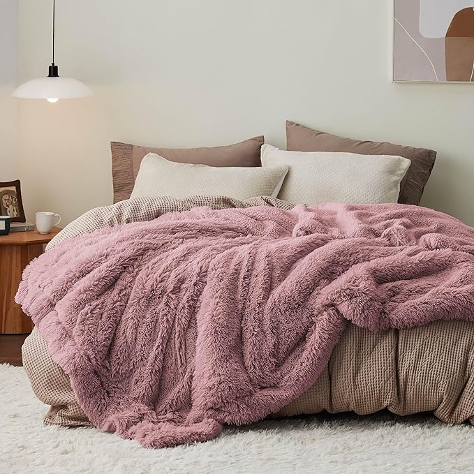 Bedsure GentleSoft Fuzzy Sherpa Faux Fur Twin Blanket Dusty Pink Cozy Gifts for Women Men, Soft Fleece Plush Warm Minky Thick Blanket Twin Size for Bed, Room Dorm Essentials Pink Decor Gifts, 60x80