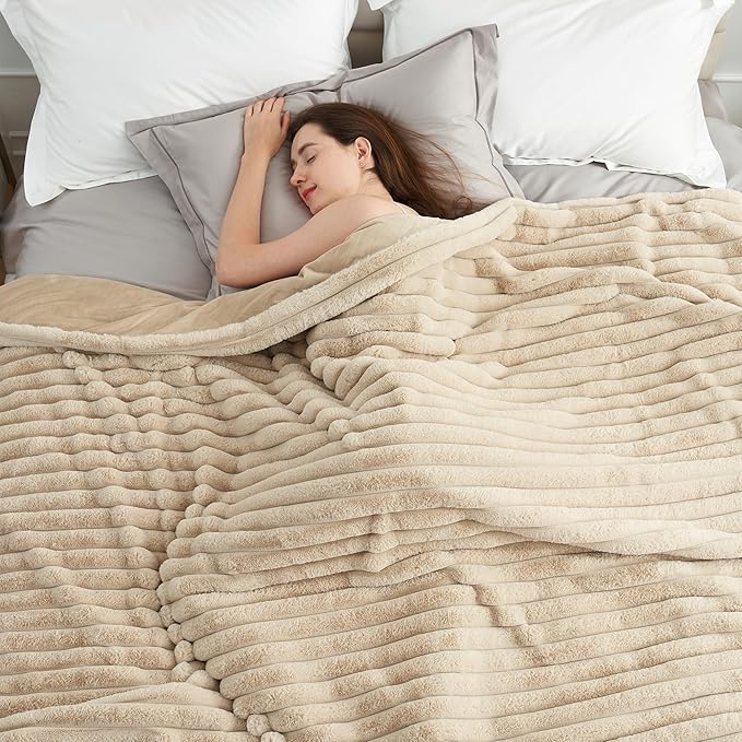 Amélie Home Faux Fur Throw Blanket for Couch, Cozy Fuzzy Fluffy Fur Luxurious Soft Striped Plush Gift Blankets for Family Sofa Chair, 60"x80", Beige